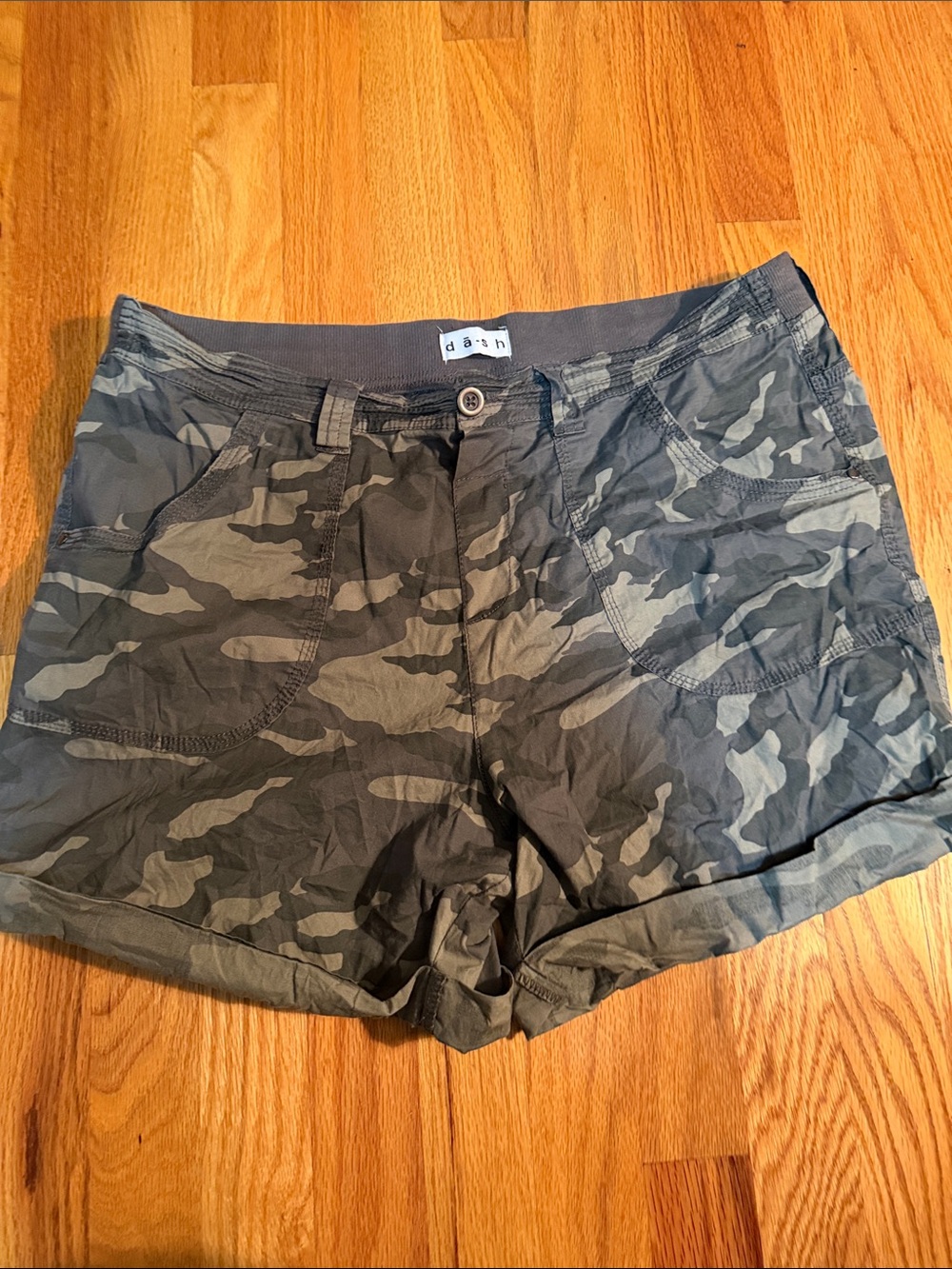 Camo Print Women's Bermuda Shorts in Olive Gray
